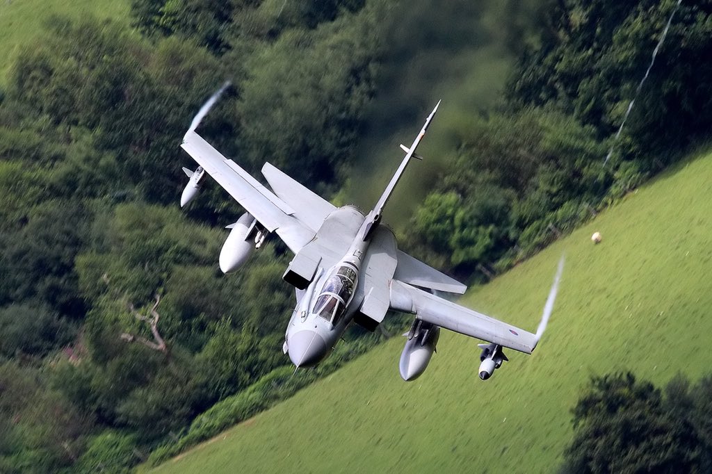 Dw3hcAKXQAAG3GB.jpg:large