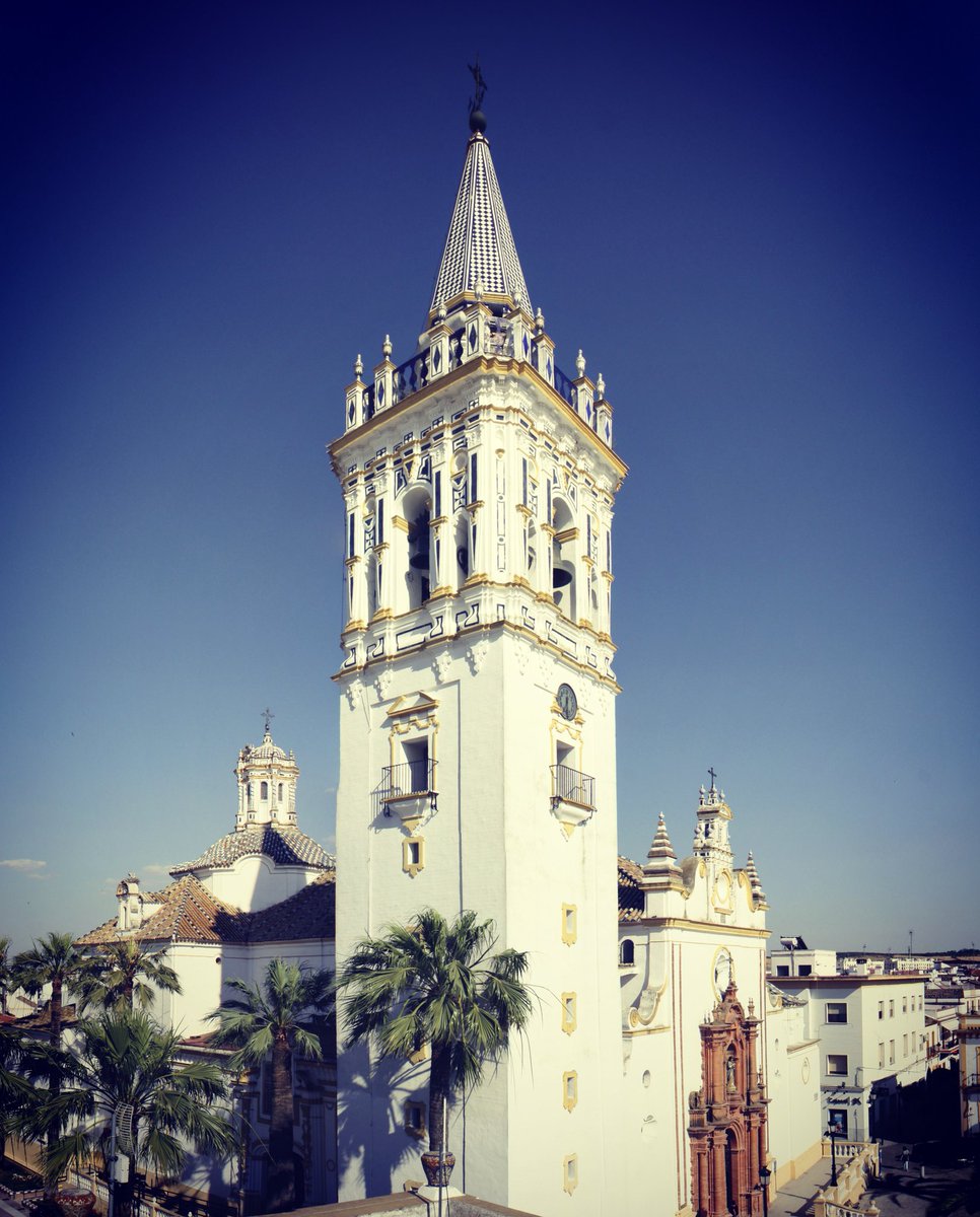 "La torre de #LaPalmaDelCondado merece por si sola una visita al pueblo" (Manuel Siurot). Poco más tenemos que decir. ¡Ven y Siéntela!