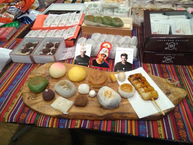 pumpkin57w's tweet image. モチモチを観て、食べて来た〜!
Bujjigaru→プラバースくんダンスメドレー。
ブッジくん考えがだいぶ危ない子やけど可愛すぎる😆

#お餅ちゃんと踊る会