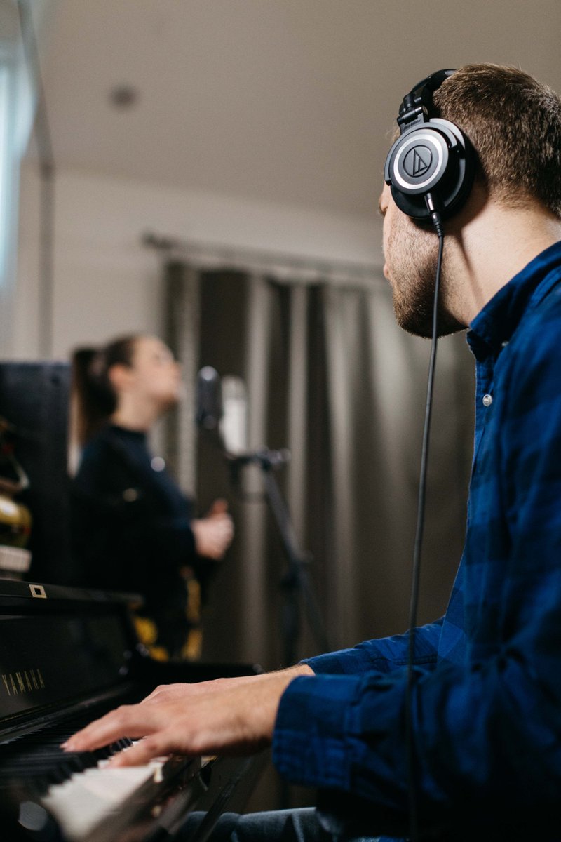 FairlightInc's tweet image. @blakemusicnz stopped by for a live session the other day and what a performance it was. We love running audio through our #AWS924, if you’re looking to get any recordings done feel free to give us a shout!

#fairlightsession #24channelsofwinning