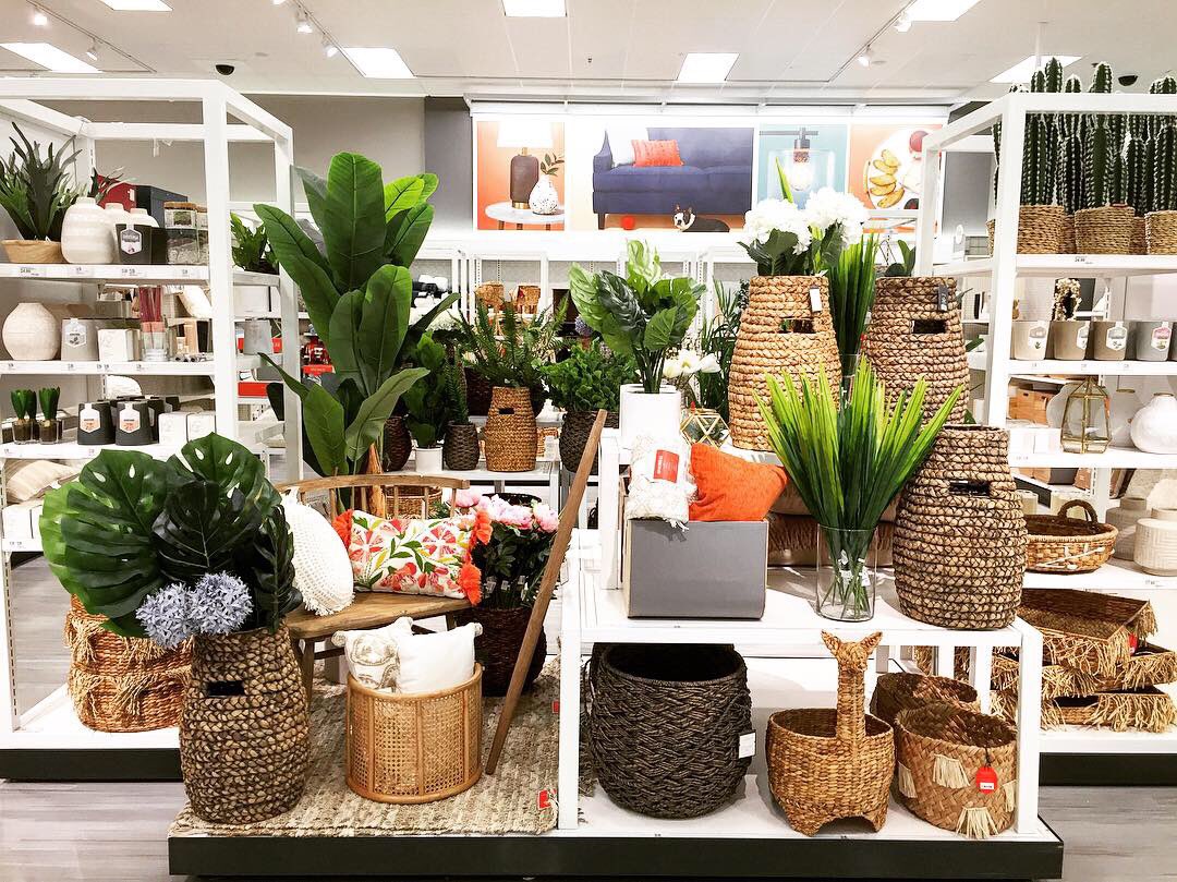 TargetVM_Philly's tweet image. Brighten up your day 🌿🌻🐞🐛 #opalhouse #target #wearetarget #southphilly #targetstyle #visualmerchandising #targetphiladelphia #thresholdtarget #threshold  #project62 #vmtltarget #g493 #phillylove #nature #summer #spring #design #interiordesign #homedecor #homegoods