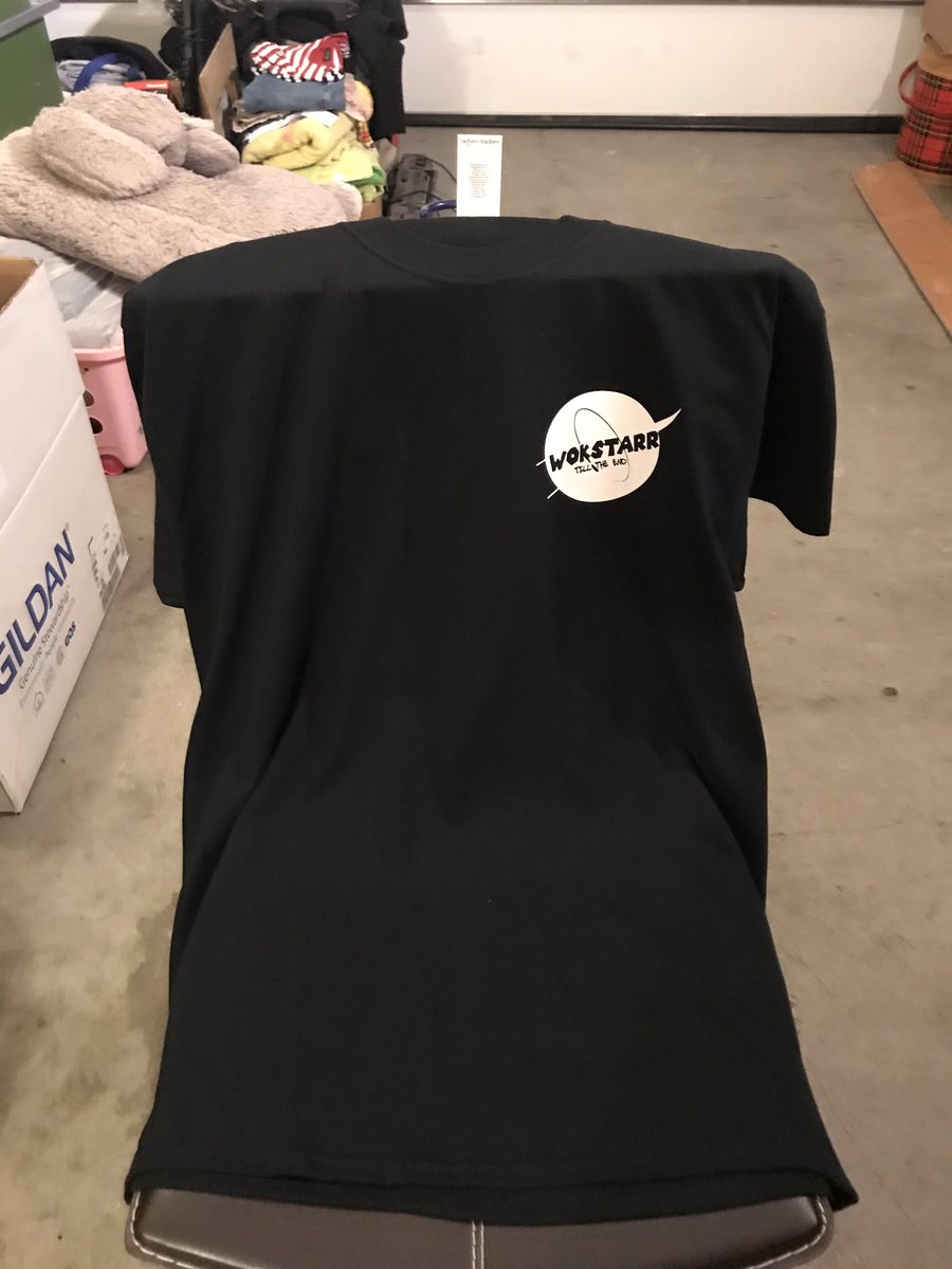 Tanakatrill's tweet photo. I have started my own printing business. If you want any custom apparel made let me know. Pricing is very cheap. IG:tanakacustomprints https://t.co/LG9Amlz50q