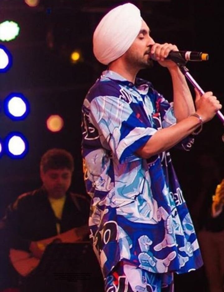 <a href="/diljitdosanjh/">DILJIT DOSANJH</a> ji ♥️🙏

Rabb tuhanu khushiyan te tarrakkiyan bakshe 🙏 hmesha 

Aahi kehna c bs ..... Miss you 

@FamousStudiosUK <a href="/FamousStudiosIN/">Famous Studios India</a>