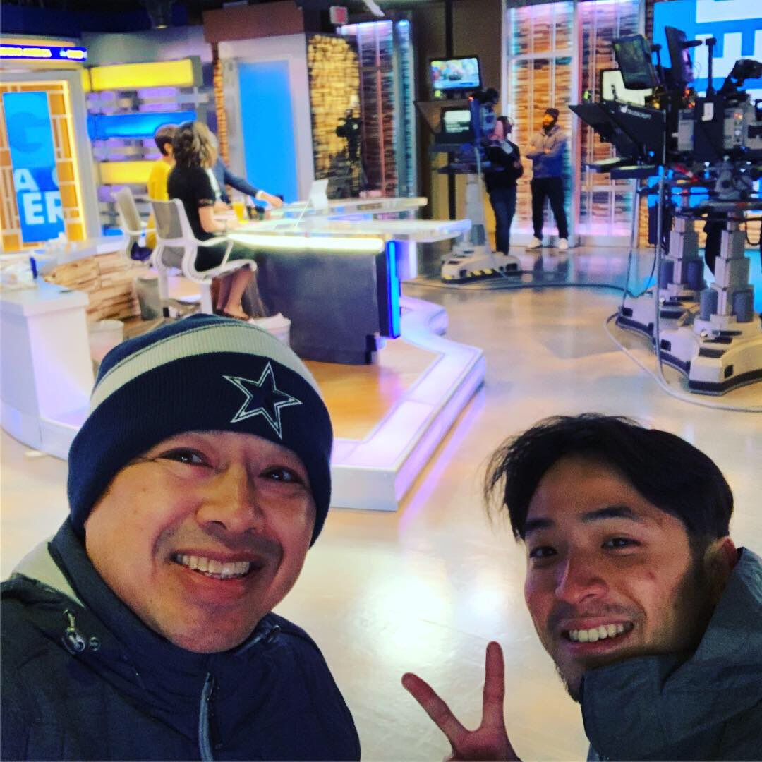 TreasureData's tweet photo. We’re in town for #nrf2019 and the team stopped by @gma ! Thanks @robinroberts for showing us around!  #nyc @NRFBigShow https://t.co/bw6e6LxuZG