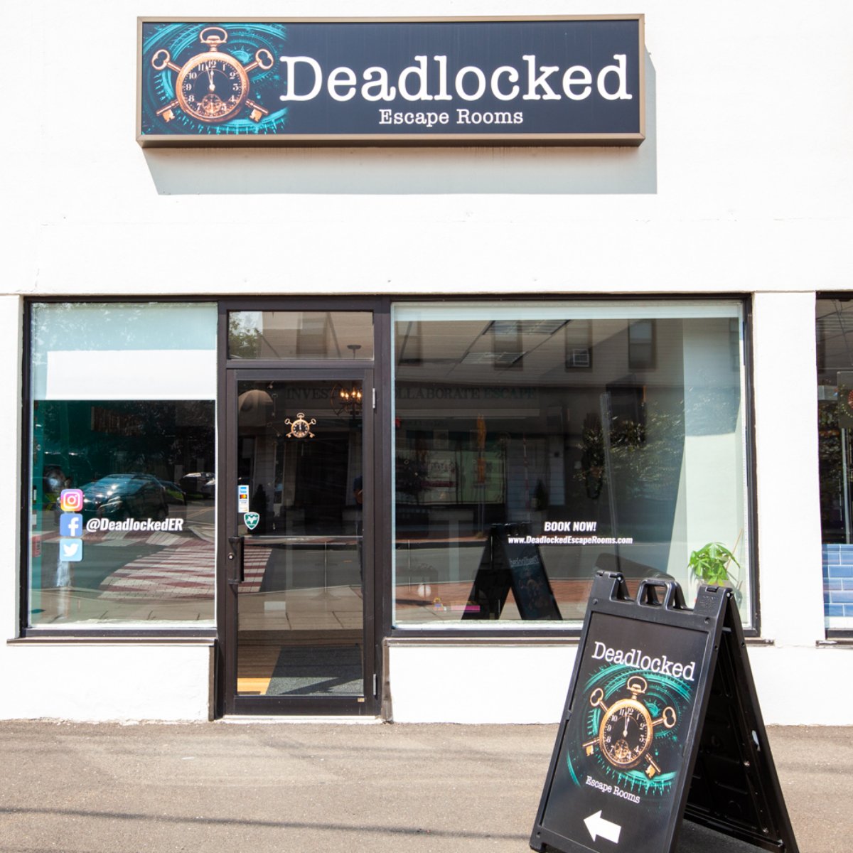 DeadLocked Escape Rooms tweet media