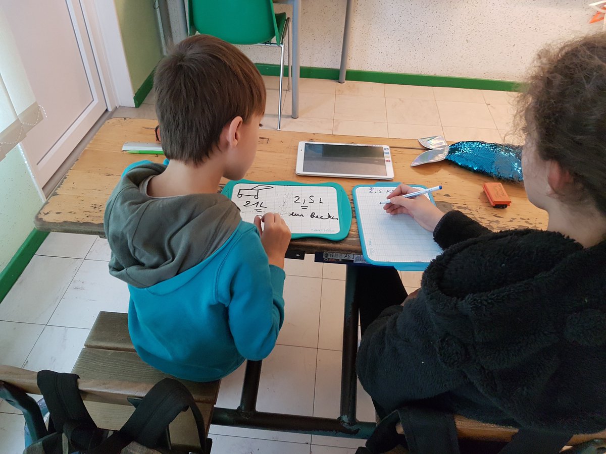 #REP #LaisonEcoleCollège #Padlet Jumelage CM-6ième en mathématiques sur des problèmes liés au quotidien du collège. 👍🤩