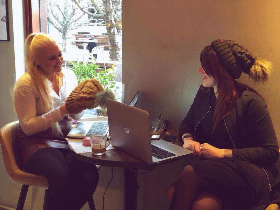 thepagination's tweet photo. “It’s always tea time”
- The Mad Hatter
What better way to celebrate National Hat Day than with a quote from our favourite Hatter! 🎩
Why not come down and celebrate in the most Hatter way possible and join us for Afternoon Tea? ☕️
#thepagination #canarywharf #aliceinwonderland https://t.co/RtGFJ7I4FM