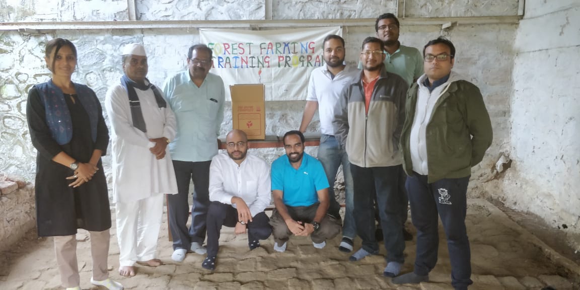 theurbanfarmin's tweet photo. with @shashwatorganic we conducted a workshop on basics of composting! #Urbanfarming #ecofriendly #sustainableliving #sustainablefuture #organicliving #organicfuture #designthinking #innovation #futurethinking #madeinindia #makeinindia #soilmaker #sustainability #innovation 😀 https://t.co/LVFS3AeU1b