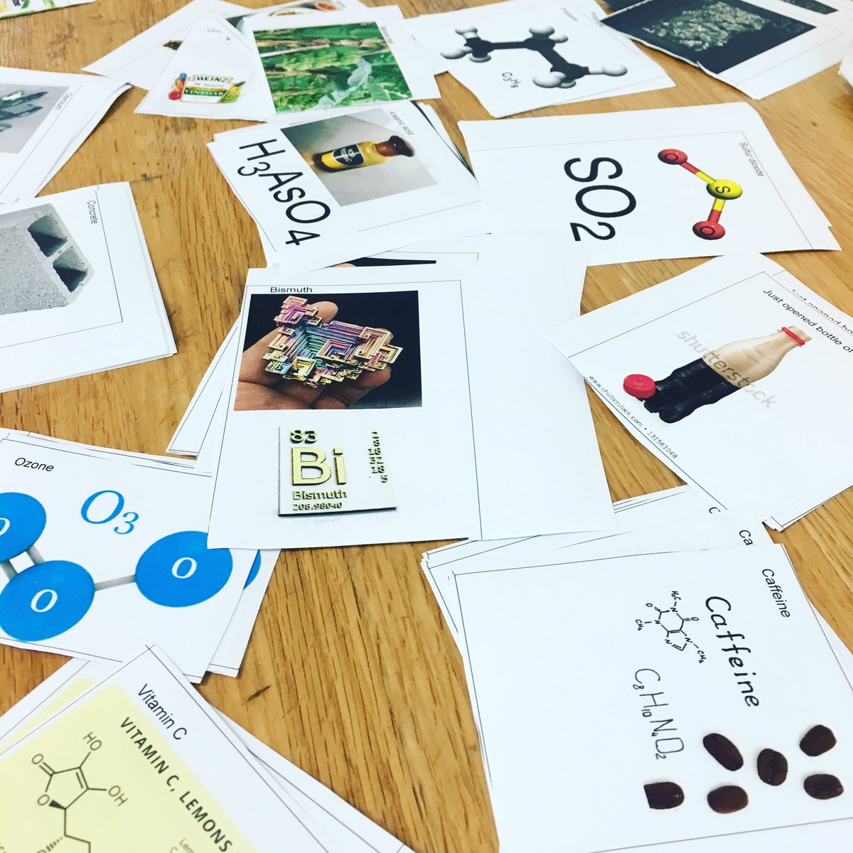 chemical_kim's tweet image. Let’s classify matter because it all matters #funinlearning #chemistryrocks 😎