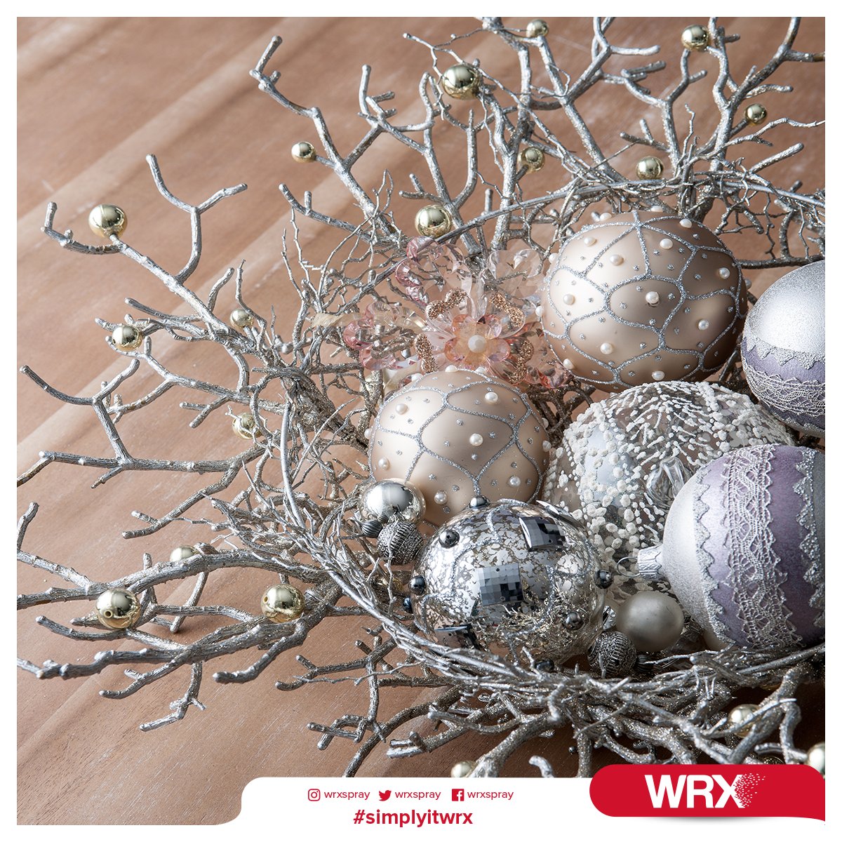 You can make a decorative accessory from the remaining Christmas ornaments. 🎄#wrxspraypaint #wrxtrade