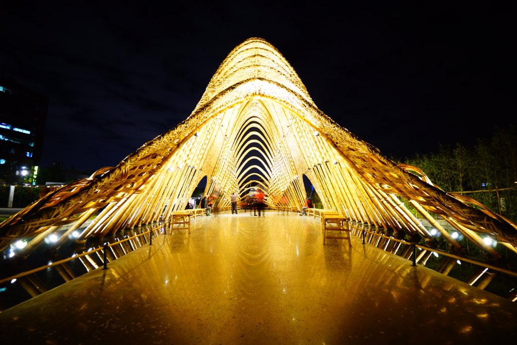 chrstine01506's tweet image. 🇹🇼#Taichung #Taiwan #BambooStructure #台灣 #台中 #花博 #竹跡館 #台湾 #竹