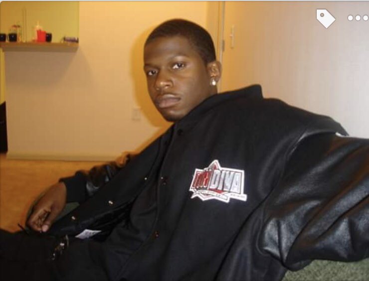 bdotTM's tweet photo. 15 years in the game today. first assignment: justo mixtape awards. thanks again @tiffany_dondiva. what a journey it’s been. https://t.co/UsfphXowXD