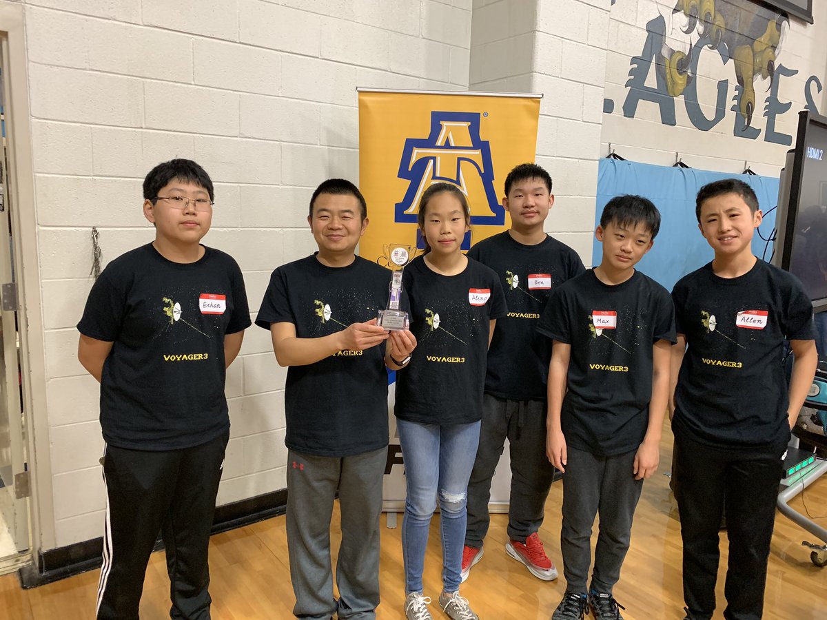 wkpeter_wang's tweet photo. Maxwell Cheng(7th Grader) and Ethan Fan &amp; Benjamin Wang (8th Graders) , as Voyager 3 Team from @CarnageMagnetMS won best Innovation &amp; Strategy Award at Qualifying round @firstlegoleague Saturday Jan 12, the team advanced to N.C. State Championship on Feb 3rd, 2019 🌟🎉🎉👍👍👍 https://t.co/mAJ91W7Fvv