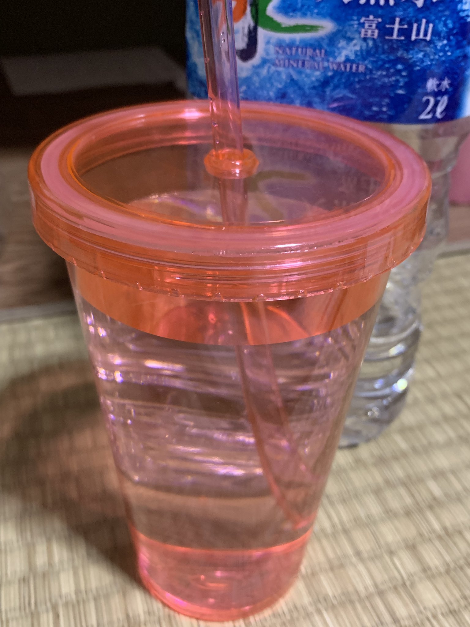 棗 アンパンマン ストローで飲むと噴水が ストロー付きコップ マジックボトル 未使用 スーパーセール マジックボトル