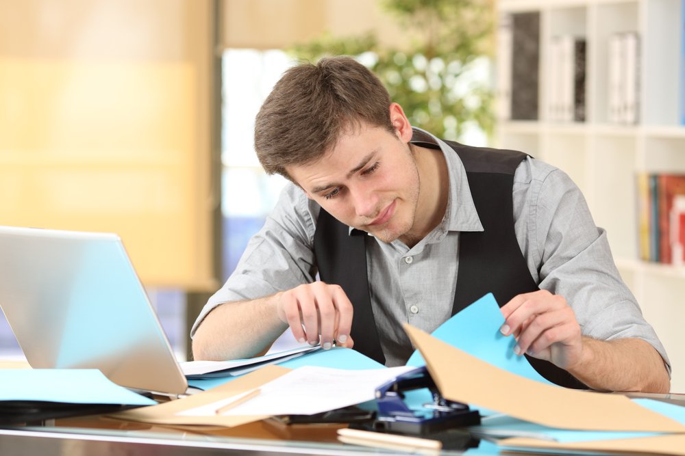 AmericanEquity2's tweet photo. Keeping your original #Note is a  crucial effort that will help when it is time to #SellYourNote! Please contact #AmericanEquityFunding if we may assist you in any way.  (800) 874-2389 https://t.co/KDcDxhPsbW