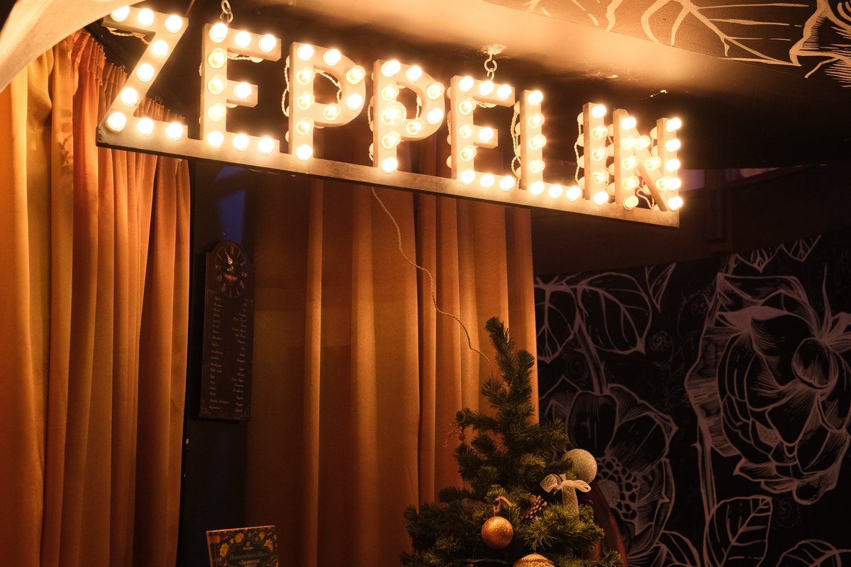 PlaynetaTW's tweet photo. Hey #ff!

These are our photos from New Year's @PlaynetaTW party. We've handed own #Oscars @TheAcademy and met with the greatest Mini Pig of the 2019 YEAR.

#Playneta #Zeppelin #DreamTeam #gamedev #workhardplayhard https://t.co/QpPRlRsKUp
