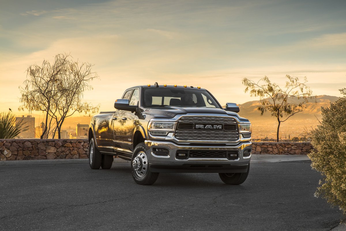 StellantisNA's tweet photo. Out-power, out-tow and out-haul every other pickup available with the new 2019 @RamTrucks Heavy Duty packing a never-before-seen torque rating of 1,000 lb.-ft. debuting today at @NAIASDetroit. #RamAutoShow https://t.co/zgT5youfwk https://t.co/Qxw1EV962D