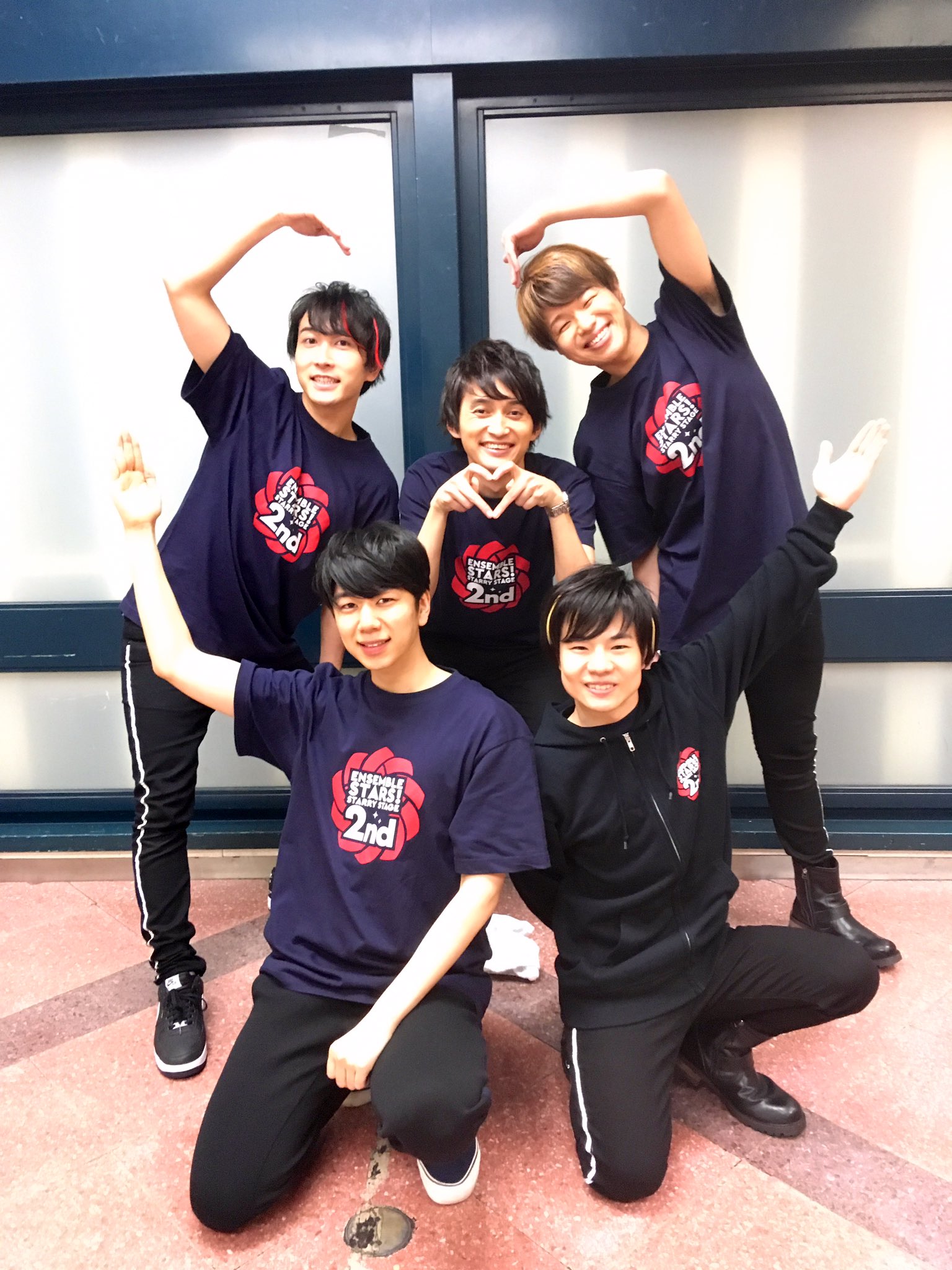 渡辺拓海 Sur Twitter 流星隊が大好きです この4人が大好きです 翠くんに出会えてよかった だから みんなと出会えた 必ず 絶対に この5人で 流星隊として またステージで会いましょう 全ての人に感謝を ありがとうございました スタステ あんスタ 流星 渡辺拓海 Sur Twitter 流星隊が大好きです この4人が大好きです 翠くんに出会えてよかった だから みんなと出会えた 必ず 絶対に この5人で 流星隊として またステージで会いましょう 全ての人に感謝を ありがとうございました スタステ あんスタ 流星