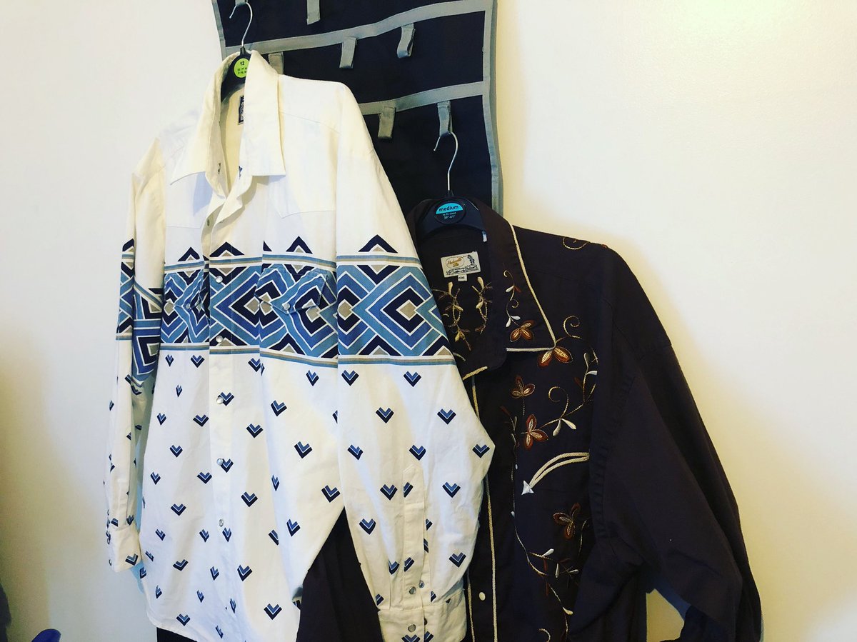 hotsoles's tweet image. 2019 is gonna be next level on the gig shirt front! Stay tuned for upcoming shows! #screwyou #fashionpolice #hotsoles #vibe #raregroove #phat #riffs