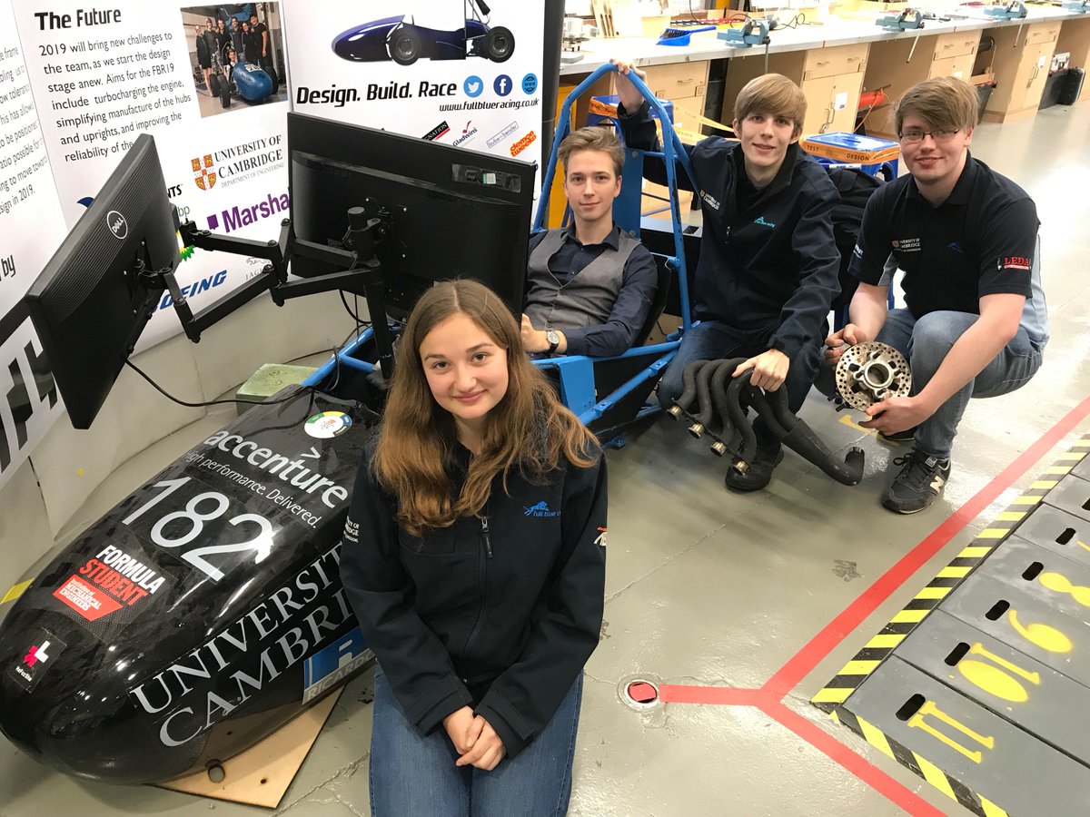 Our #undergraduates, who are involved in extra-curricular projects spanning #robotics, #sculpture, racing cars &amp; more, have hosted an exhibition <a href="/DysonCentreCamb/">Dyson Centre</a> attended by industry contacts &amp; sponsors: eng.cam.ac.uk/news/student-l…

#engineering #creativity #innovation