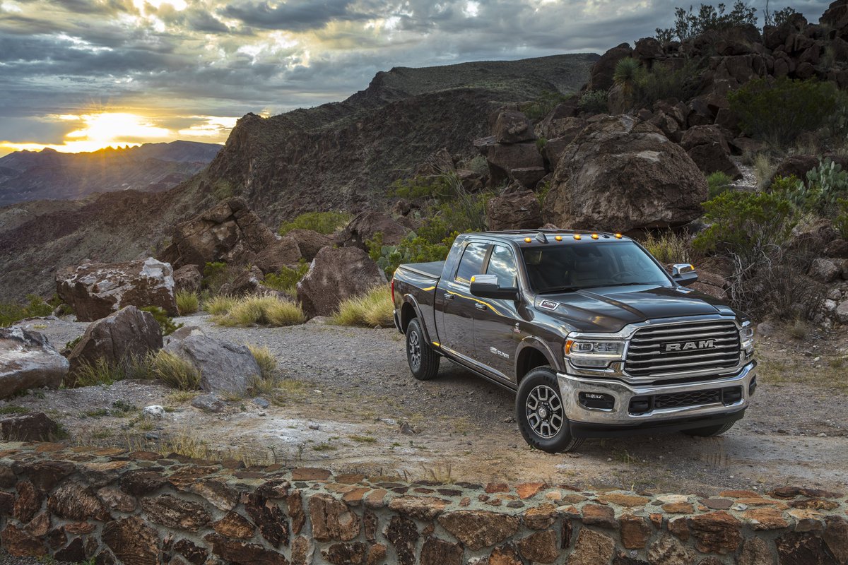 StellantisNA's tweet photo. The 2019 @RamTrucks Heavy Duty, unveiled at @NAIASDetroit, is the segment’s newest benchmark in Heavy Duty performance, capability and refinement. Take a closer look at how it is engineered to inspire best-in-class confidence. #NAIAS #RamAutoShow https://t.co/SPzT04WqyV https://t.co/Gkc8UwYfHm
