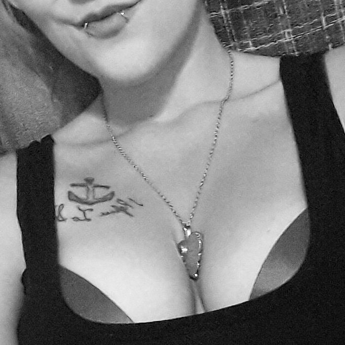 Sexxy kik? #sugarbaby #sugardaddy #tribute #paypal #sexy https://t.co/FD79vInfx1<a href="/tag/sugarbaby"class="tags">#sugarbaby</a><a href="/tag/sugardaddy"class="tags">#sugardaddy</a><a href="/tag/tribute"class="tags">#tribute</a><a href="/tag/paypal"class="tags">#paypal</a><a href="/tag/sexy"class="tags"><span>#sexy</span></a>