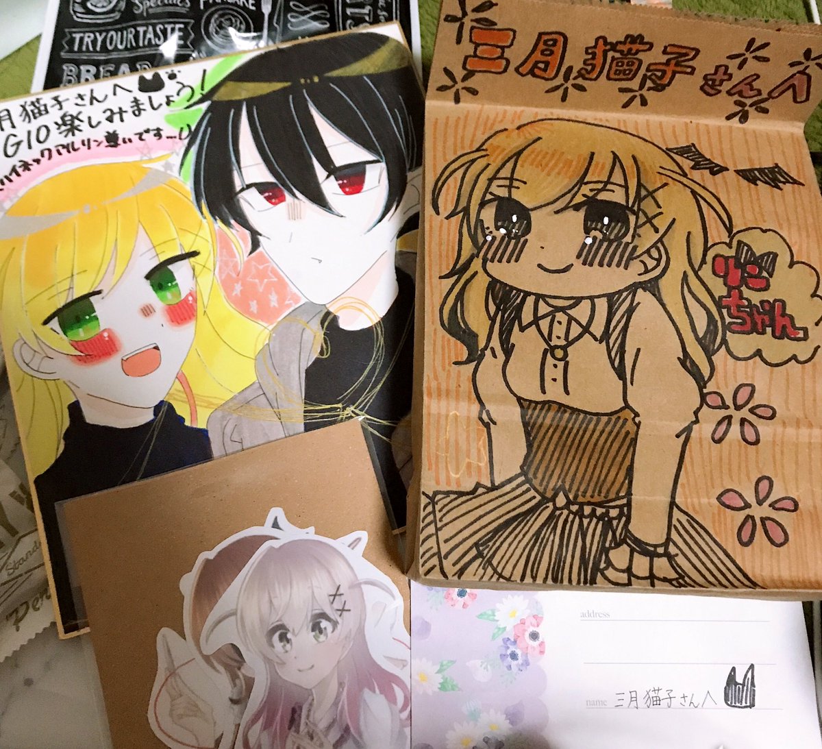 差し入れを整理してるんですけどこの時点でもう泣きそう 