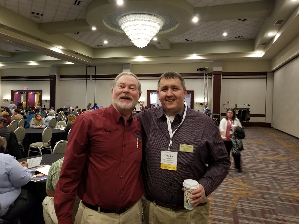 chrisleefish's tweet photo. Attending the IASWCD Annual Conf. A nearly 75 year tradition of great speakers and networking with conservationists. #INSWCDConf @ISDAgov @CCSI_IN @IASWCD @ISDAgov @IndianaNRCS #SoilHealth #soil #Conservation #covercrops https://t.co/P3NXwb3zZJ