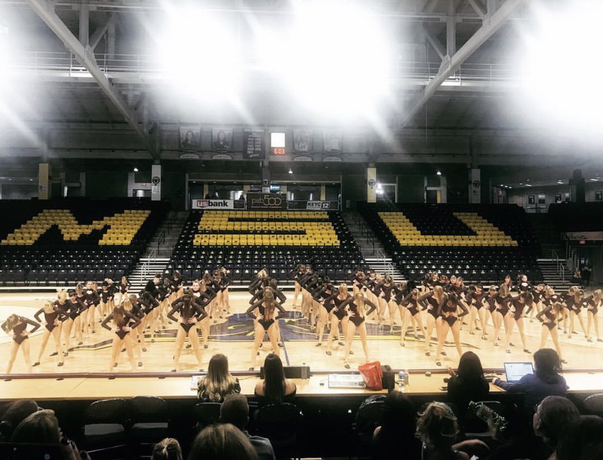 Dance Express (@dxpdanceexpress) on Twitter photo First performance in the books! Great job DXP dancers! Good luck <a href="/MSUDT_Mankato/">Minnesota State University Dance Team</a> at Nationals! First performance in the books! Great job DXP dancers! Good luck <a href="/MSUDT_Mankato/">Minnesota State University Dance Team</a> at Nationals!