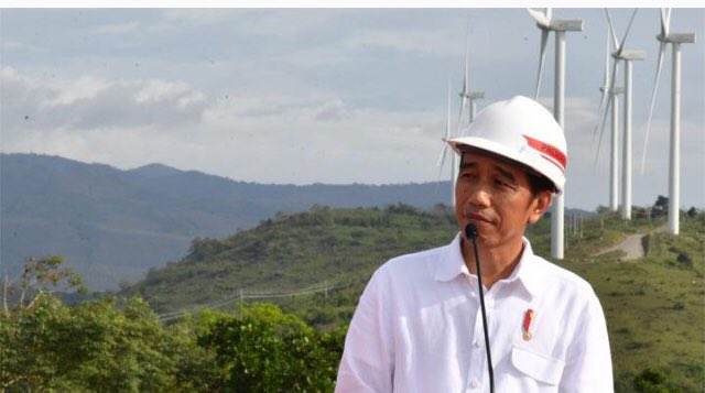 gm_gm's tweet photo. Prabowo berjani. Jokowi berprestasi. https://t.co/Wr4H31ejDh