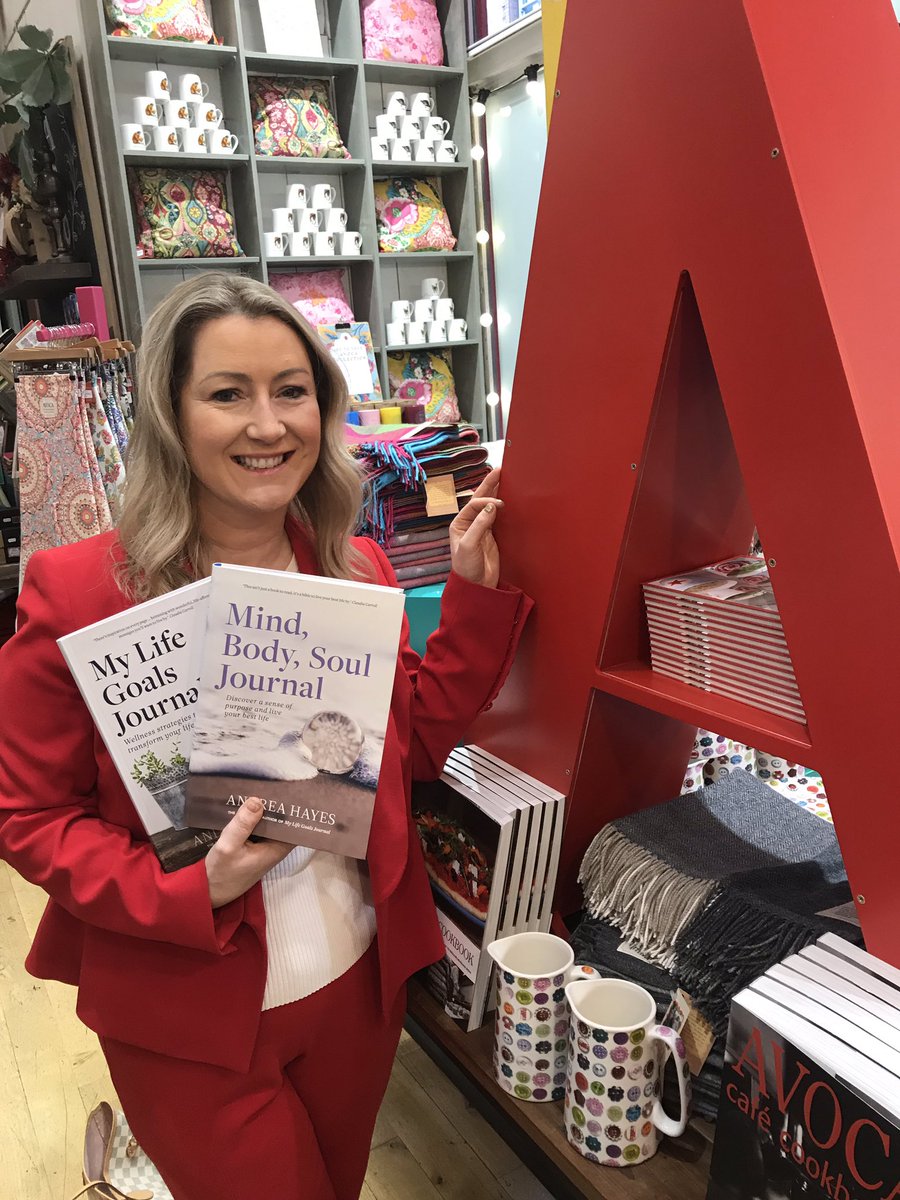 andreahayesie's tweet photo. Thank you @avocaireland signed copies of #MindBodySoulJournal & #MyLifeGoalsJournal in suffolk st & copies available in other shops! Thank you for the support @avocaireland @Gill_Books #mbsjournal #LiveYourBestLife #Positive2019 https://t.co/5QmVg33GCE