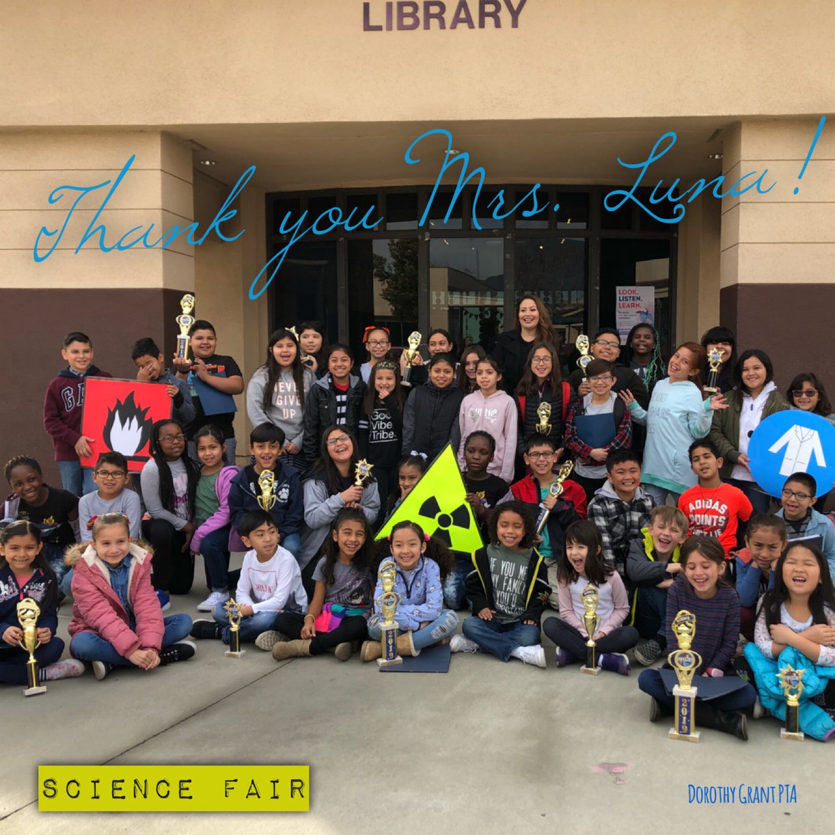 DGEpta's tweet photo. Sharing a few pictures from the Science Fair Preview on Friday. 
Students proudly presented their projects that they worked on at home. We have a lot of talented students @DorothyGrantES !
Thank you Mrs. Luna for coordinating this fun activity for our students! https://t.co/oytKNOVcXv