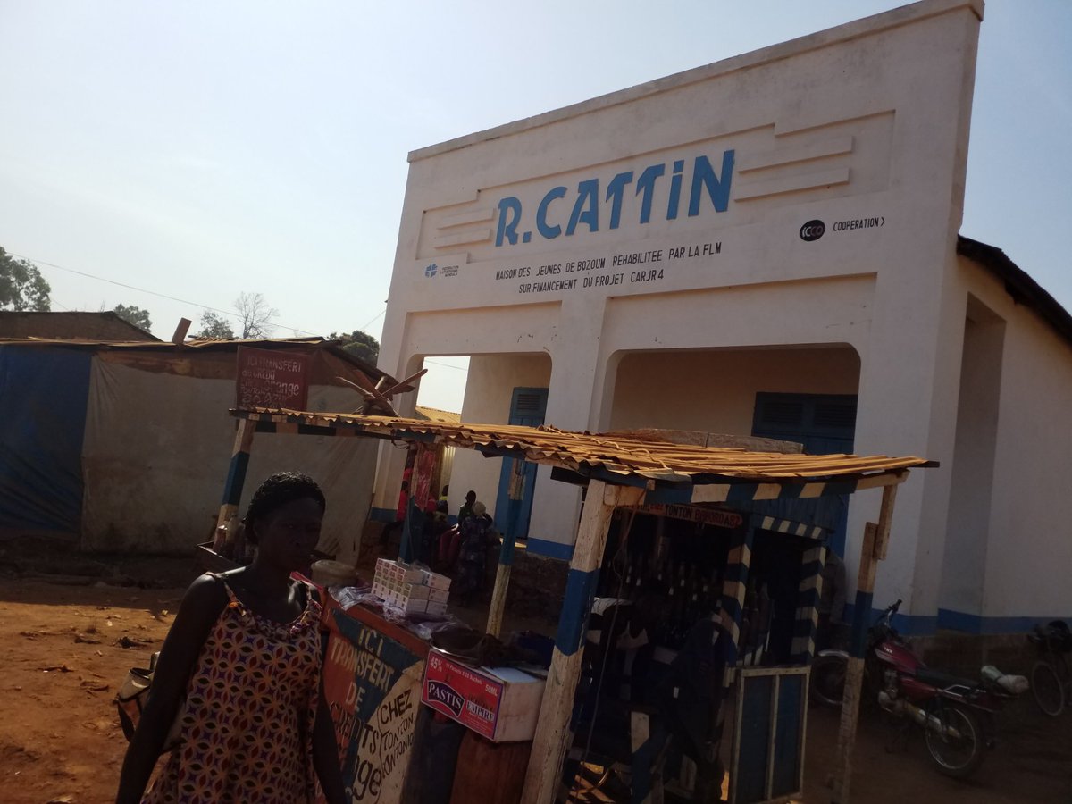 uepnddrrcaf's tweet photo. #UEPNDDRRenaction! De #Paoua, #EMD en route ce samedi 12 janv. pour #Bozoum, chef lieu de l'Ouahm-Pendé. Escorte @UN_CAR &amp; #FACA. @RCA_Renaissance @GouvCF @EUTMRCA @WorldBank, merci pour le soutien pour la réussite des opérations #DDRR à #Bozoum. https://t.co/HwNqDQxWFQ