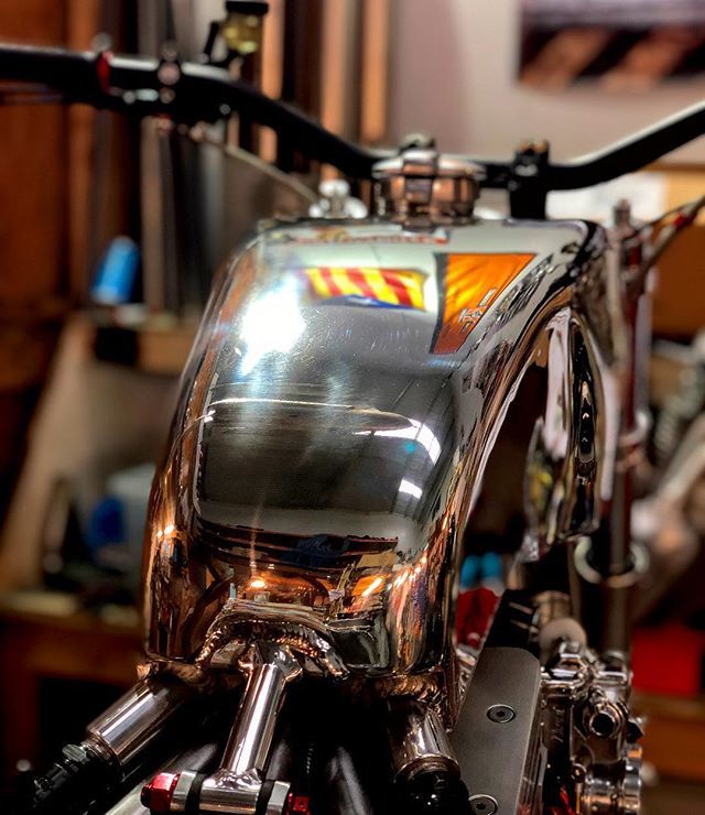 rocketbobs's tweet photo. Ok . . . Polished and ready to roll on out to @motorbikeexpo Verona ✊🏻 come see us in Hall 3 from Thursday through Sunday ! #magurabrakes @magura_official @built_magazine #jimsengines @jimsusa @bakerdrivetrain #bakerdrivetrain @gerrysbakery #helbrakes @n… https://t.co/kQ86RJlr4G https://t.co/XoRIOgReCo