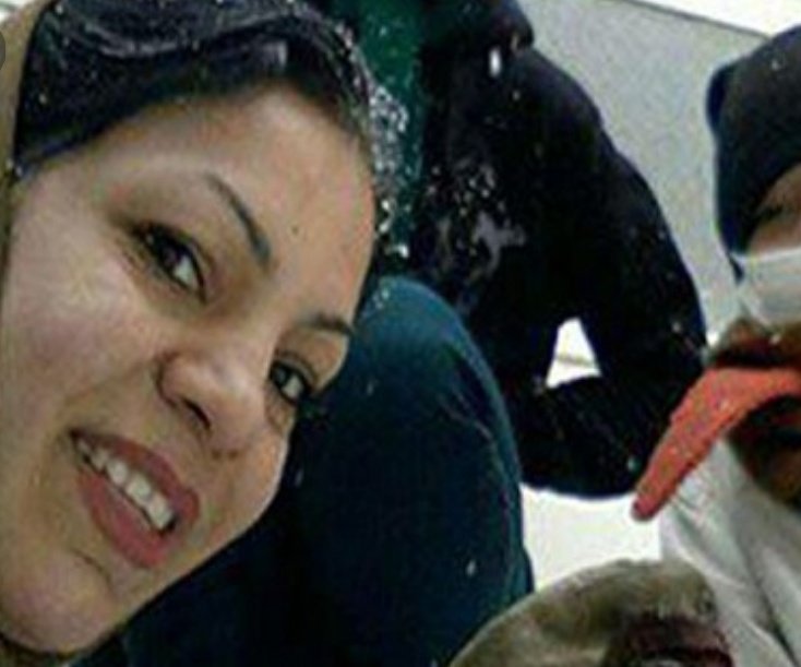 Heroes_of_Iran's tweet photo. #الهام_احمدی از زنان درویش در زندان قرچک ورامین به دلیل افشای وضعیت فاجعه بار زندان قرچک ورامین به ۱۴۸ ضربه شلاق محکوم شده است.
این حکم به دنبال شکایت رئیس زندان پس از انتشار یک فایل صوتی الهام در رابطه با وضعیت فاجعه بار این زندان و محرومیت زند��نیان از خدمات پزشکی صادر شده است. https://t.co/bn8NQzeRIu