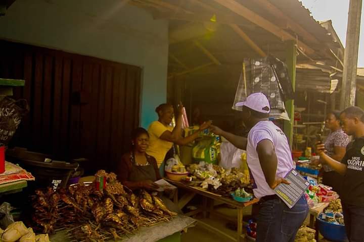 KelechiNdieze's tweet photo. Shop to shop,house to house,ward to ward let's tell our people the truth.IMO state will be ushered into prosperity soon.
@YPPNational @YppYouths @imonkeanyi @Linus2019 https://t.co/rbuOaF4TIm