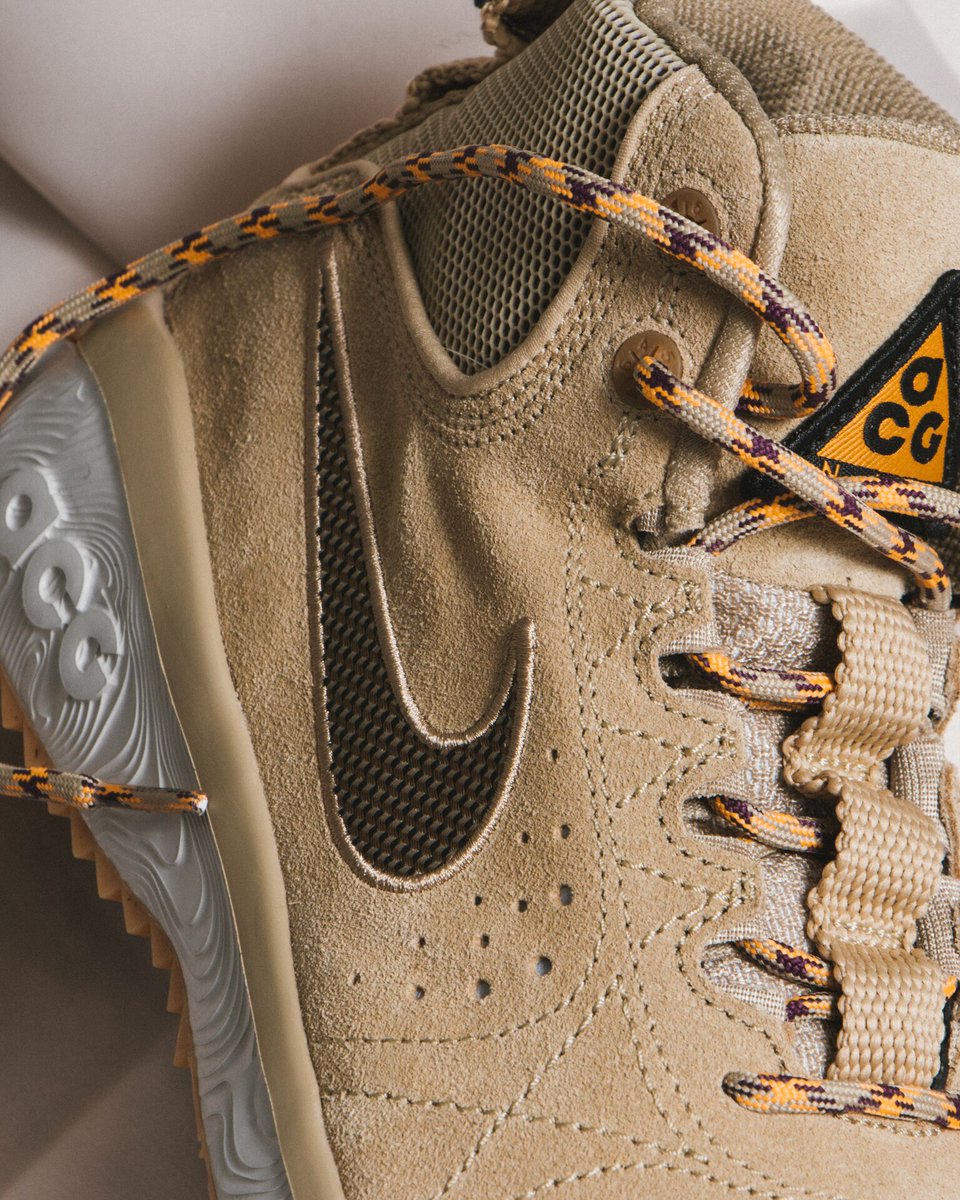 nike acg angels rest beige