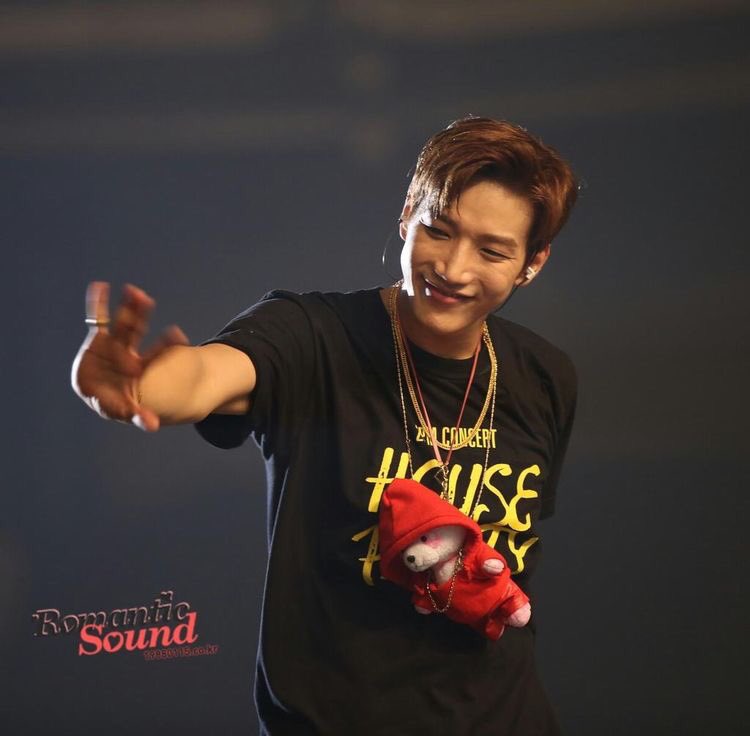 minjun pics tweet media