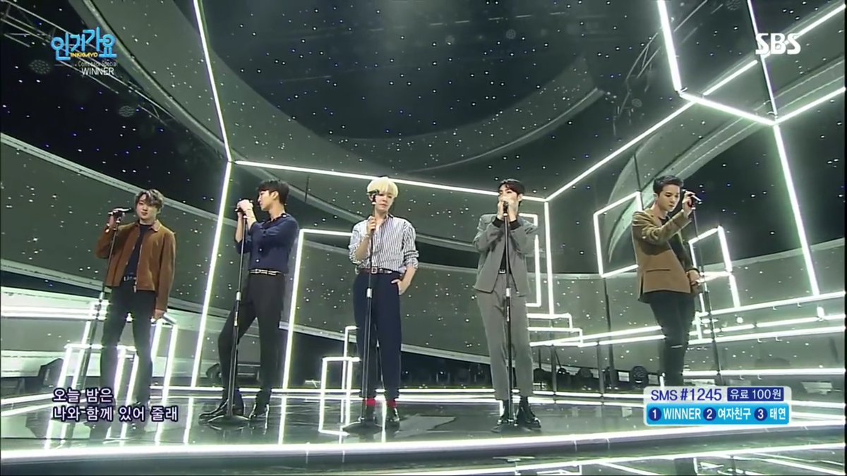 Coffee_Rose18's tweet photo. คิดถึงเด้ออออ  คิดถึง 💙💙💙💙💙
#WOT5 
https://t.co/zdy2IvzFCO https://t.co/0epyEKYpaJ