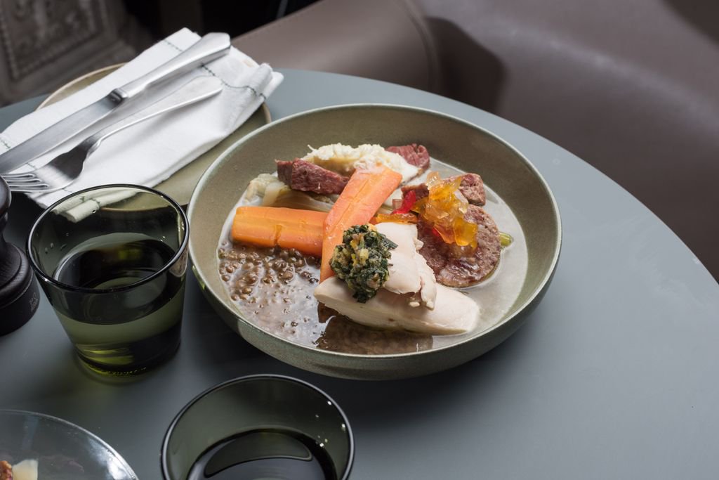 Our lunch menu offers a true taste of Italy in the stunning surrounds of the <a href="/royalacademy/">Royal Academy</a>'s Senate Room