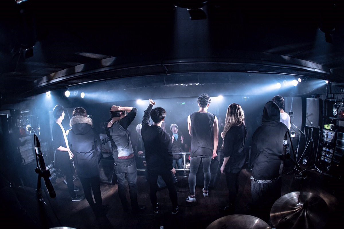 Yuji_tvd's tweet photo. 今日は本当にありがとうございました！！！！！！
皆さんの存在が原動力となってます。

今後も未熟な自分ですが
音楽を楽しんで���楽と自分と戦っていきます！

今後ともよろしくお願いします(^^)

祝日ということを忘れてたので
家まで長距離ランして帰ります🏃‍♂️ https://t.co/XqV3cnolxm