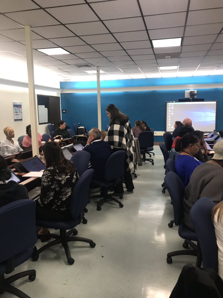 SKrantz21's tweet photo. A wonderful morning of collaboration among high school counselors during @StdtSvcsMDCPS ASPEN Graduation Progress Tool North Region Counselor Training. #OATPD https://t.co/AvNG4WvNrj