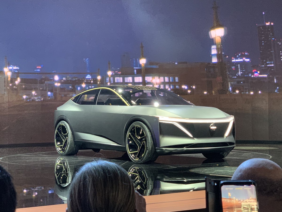 freep's tweet image. A new @Nissan concept is revealed. #naias2019