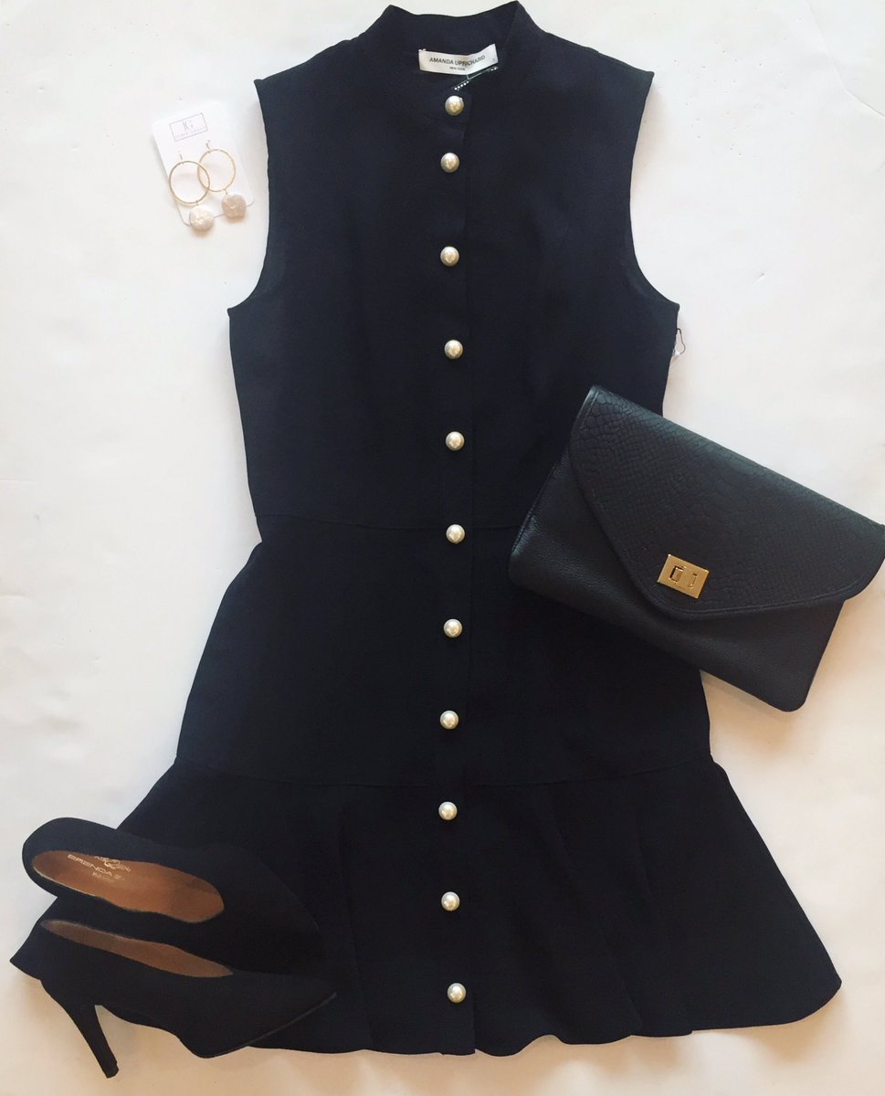 MonkeesofLville's tweet image. Pretty in PEARLS! 🖤 It’s all in the details on this classic dress! #prettyinpearls #timelessdress #itsallinthedetails #ootd #shoplocalky