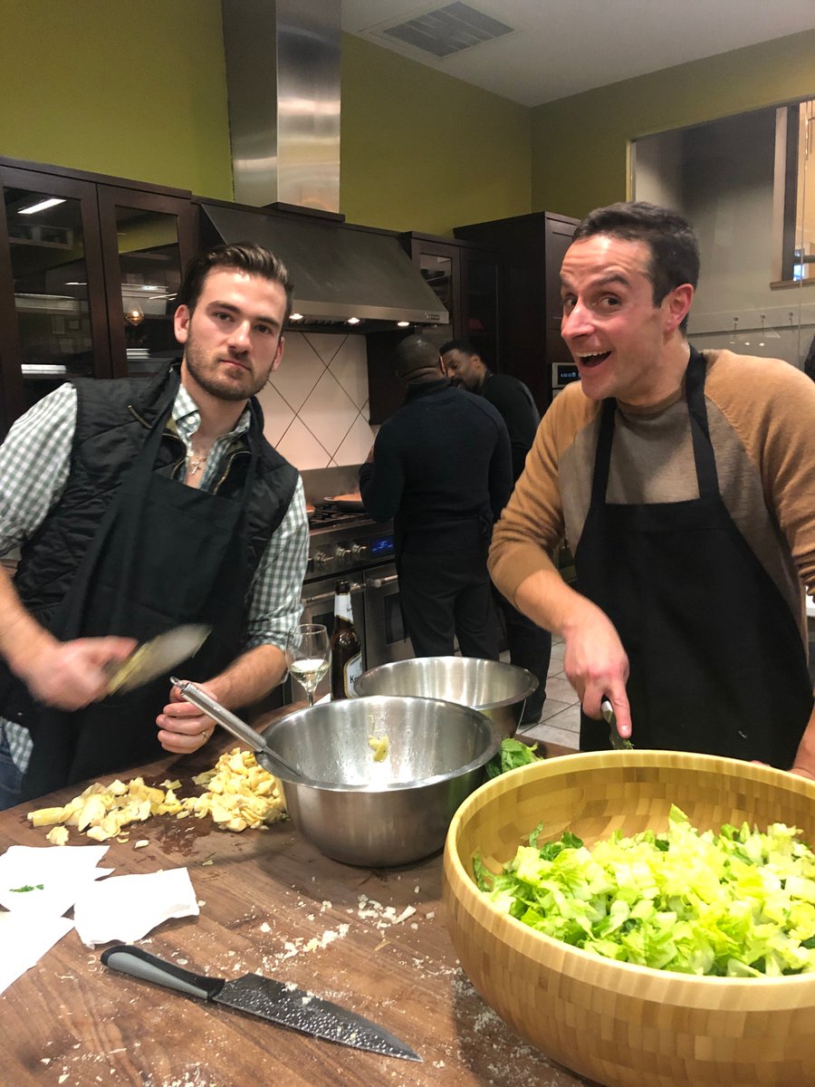 OP_Recruiting's tweet photo. BIG TY to @TheChoppingBloc for hosting #OPPeople &amp; teaching us some sweet skills in the kitchen! What a blast! Who's hosting the next OP dinner party? #teamwork #teambuilding #HappyNewYear  #celebration #choppingblock https://t.co/HNqbS37GgB