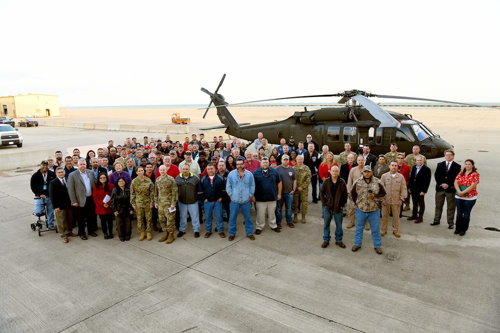 Corpus Christi Army Depot bringing Blackhawk helicopters into digital age. bit.ly/2Fy8E5g @CCADPAO @USArmy @cityofcc @UnitedCCChamber #flycorpuschristi #blackhawkupgrade #ccarmydepot