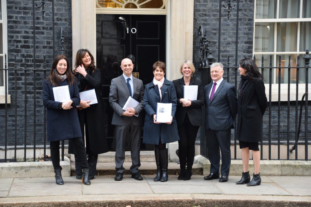 FertilityNUK's tweet photo. One step closer to fair access to IVF funding! We've given in our #Scream4IVF petition that includes over 100,000 signatures for those who are affected by the #postcodelottery. Thank you again to all our supporters, we could not have made it to No.10 without you! https://t.co/3zRZMXrNrG