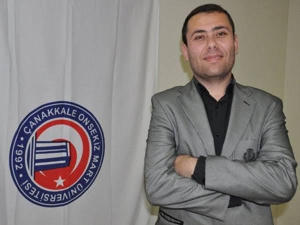 Merhaba.Ben Candeğer Seki.Bir umut doğdu içimize yazdığım mesaja verdiğiniz o güzel tepkilerle.Yarın saat 10.30 ile 17.00 arasında Biga Ortaokulunda kan ve kök hücre bağışında beni,eşim İsmail Seki’yi ve bütün lösemi hastalarını yalnız bırakmayacağınıza inanıyoruz.😇