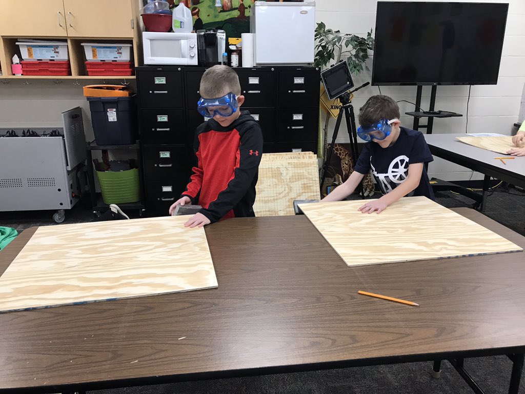 BSSDStretch's tweet photo. Wood Working Day https://t.co/xzt9hrG4ic