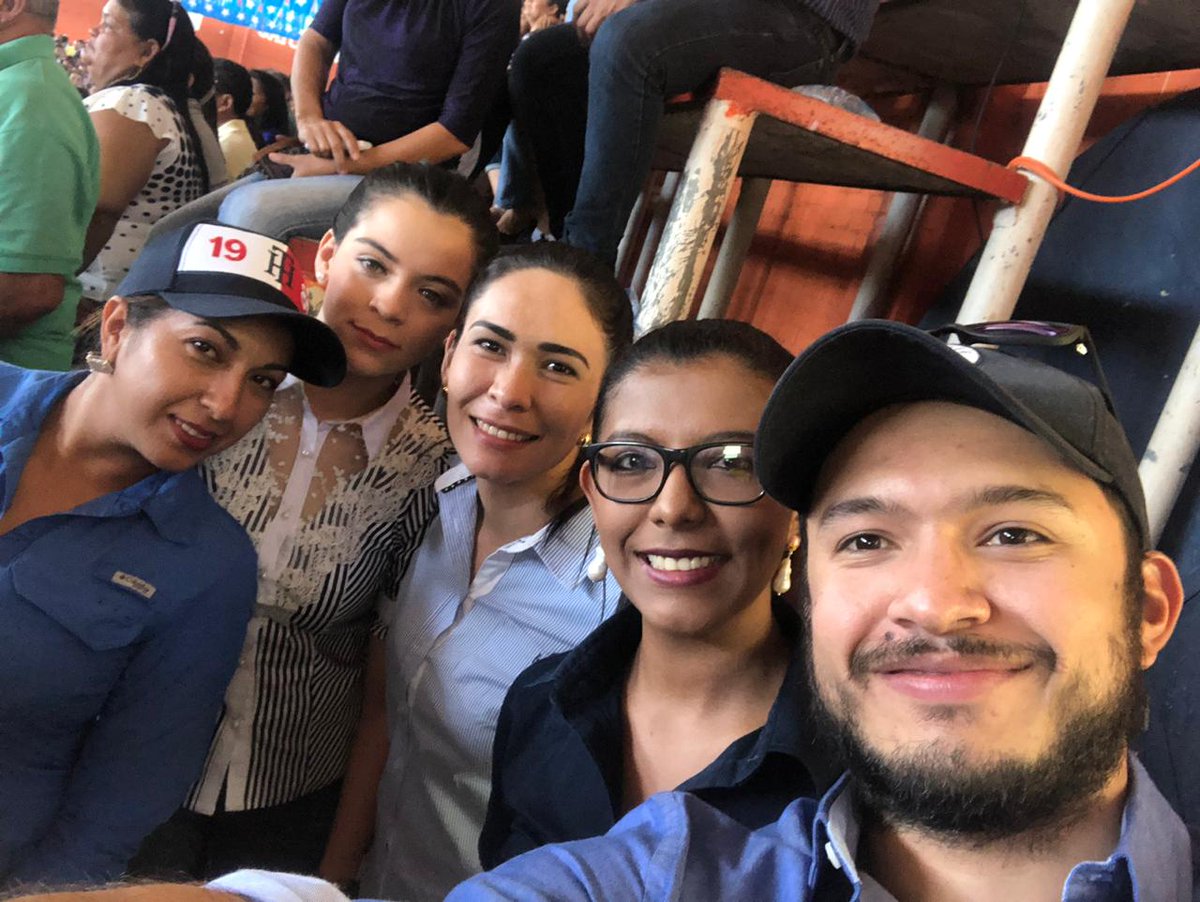 EDess06's tweet photo. Los jóvenes de Valle estamos #MasQueListos @tommydiputado @ValleconJOH @JuventudPNH_HN @MarcoAyala07 @PNH_oficial https://t.co/9yCfl1dxi2
